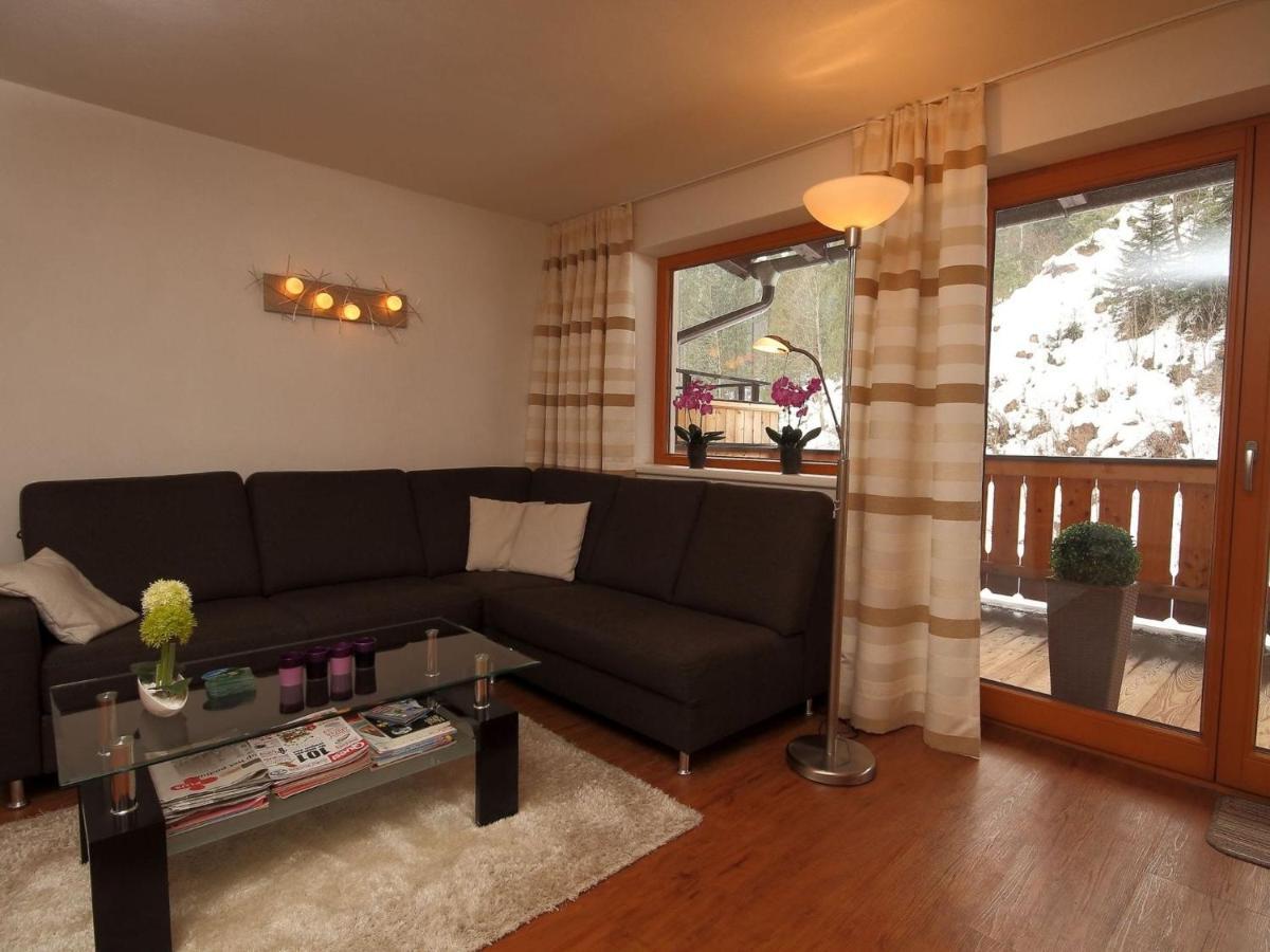Boutique Apartment In Brixen With Mountain View Brixen im Thale Exteriér fotografie
